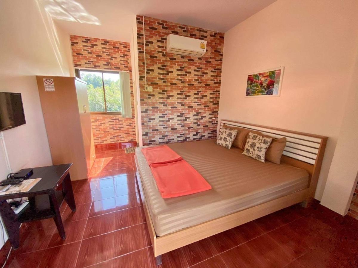 Appartement Saeng Tai Amphawa à Samut Songkhram Extérieur photo