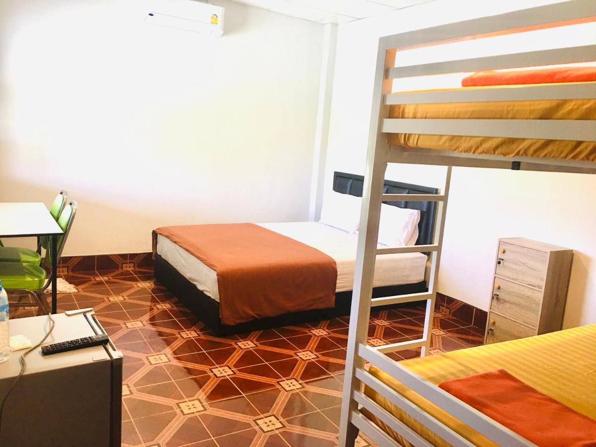 Appartement Saeng Tai Amphawa à Samut Songkhram Extérieur photo